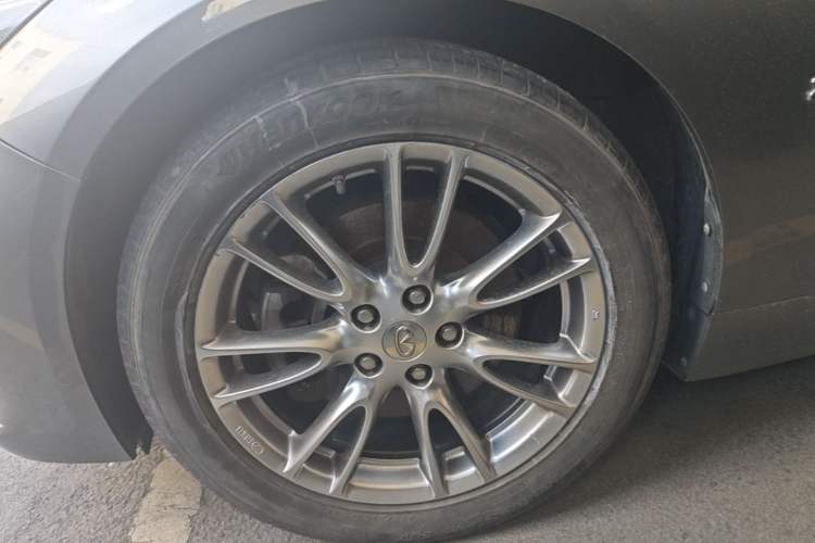 Used Infiniti Q50L 2016 2.0T Enjoyment Edition Left Front Wheel Hub