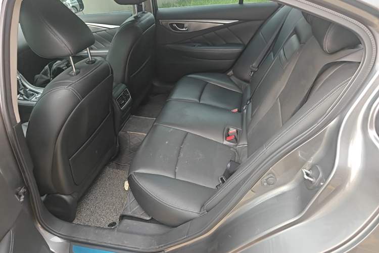 Used Infiniti Q50L 2016 2.0T Enjoyment Edition Left Rear Seat