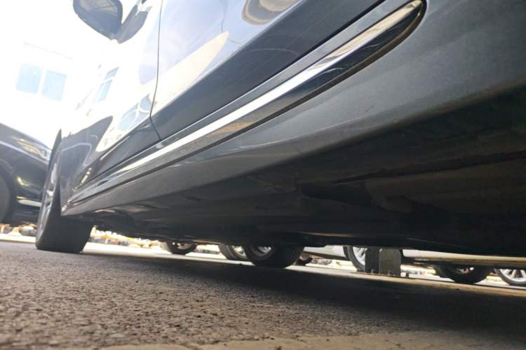 Used Infiniti Q50L 2016 2.0T Enjoyment Edition Left Side Sill