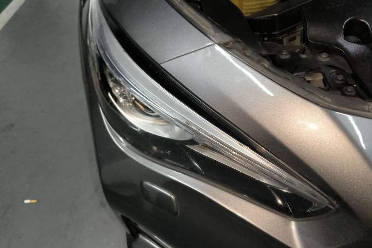 Used Infiniti Q50L 2016 2.0T Elite Sport Edition Right Front Headlight