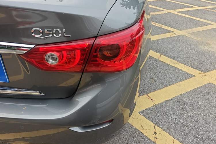Used Infiniti Q50L 2016 2.0T Enjoyment Edition Right Rear Taillight