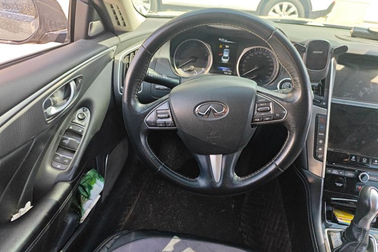 Used Infiniti Q50L 2016 2.0T Ambition Edition Steering Wheel