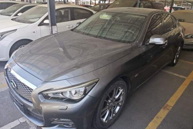 Ojetý Infiniti Q50L 2016 2.0T Enjoyment Edition