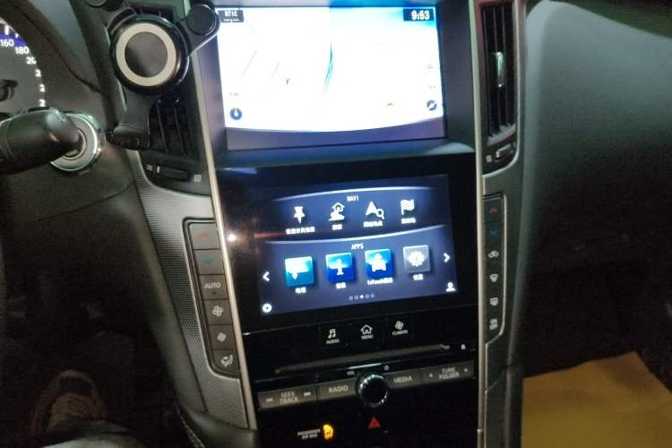 Used Infiniti Q50L 2016 2.0T Ambition Edition Audio And AC Panel
