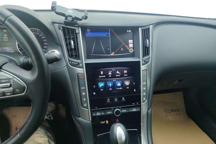 Used Infiniti Q50L 2016 2.0T Enjoyment Edition Audio And AC Panel