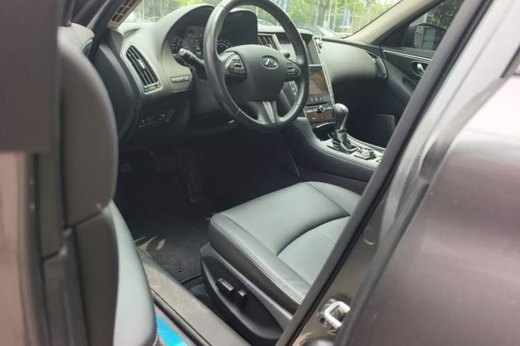 Used Infiniti Q50L 2016 2.0T Comfort Edition Driver Seat