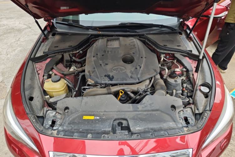 Used Infiniti Q50L 2016 2.0T Ambition Edition Engine Bay