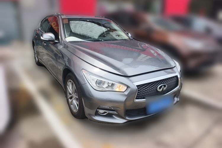 Used Infiniti Q50L 2016 2.0T Comfort Edition Front Right 45 Deg