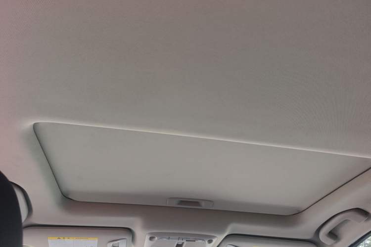 Used Infiniti Q50L 2016 2.0T Comfort Edition Headliner
