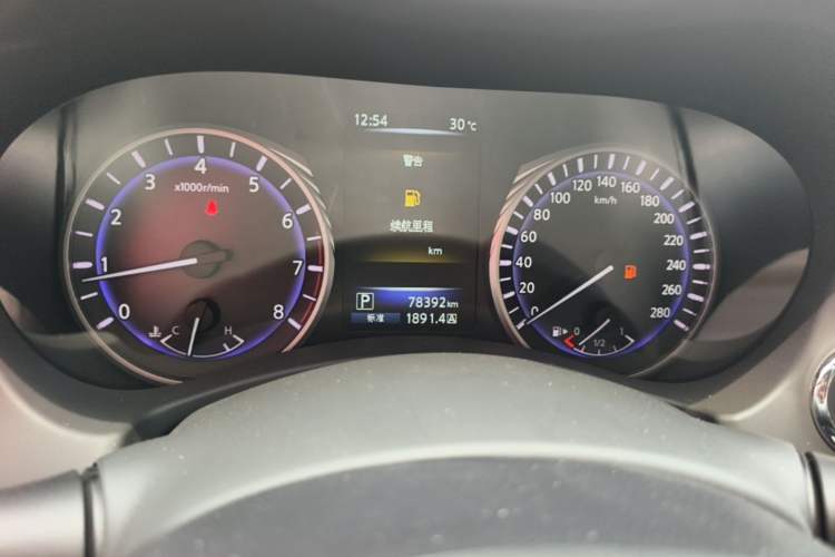 Used Infiniti Q50L 2016 2.0T Comfort Edition Instrument Cluster