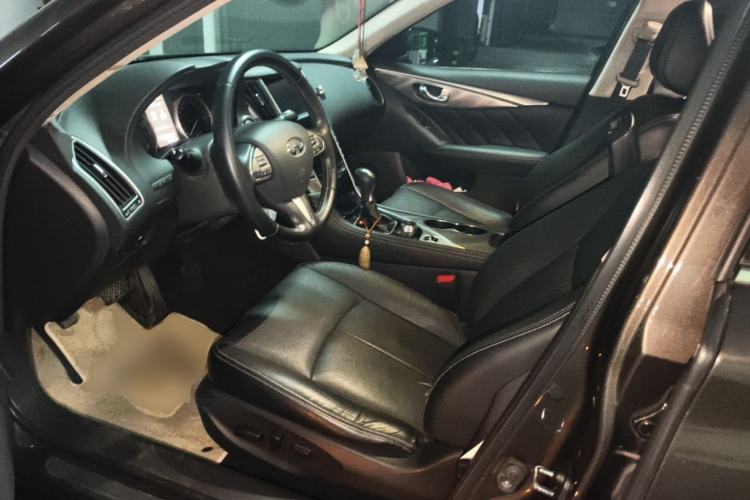 Used Infiniti Q50L 2016 2.0T Ambition Edition Left Front Seat