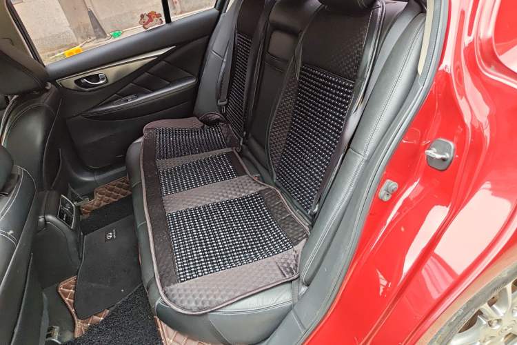Used Infiniti Q50L 2016 2.0T Ambition Edition Left Rear Seat