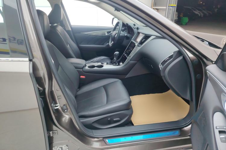 Used Infiniti Q50L 2016 2.0T Enjoyment Edition Right Front Seat