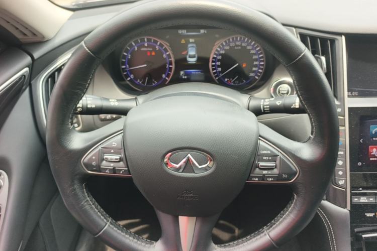 Used Infiniti Q50L 2016 2.0T Comfort Edition Steering Wheel