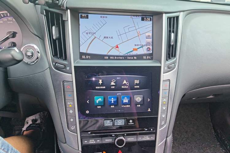 Used Infiniti Q50L 2016 2.0T Ambition Edition Audio And AC Panel