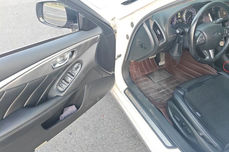 Used Infiniti Q50L 2016 2.0T Enjoyment Edition Driver Seat