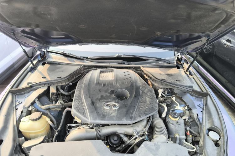 Used Infiniti Q50L 2016 2.0T Comfort Edition Engine Bay