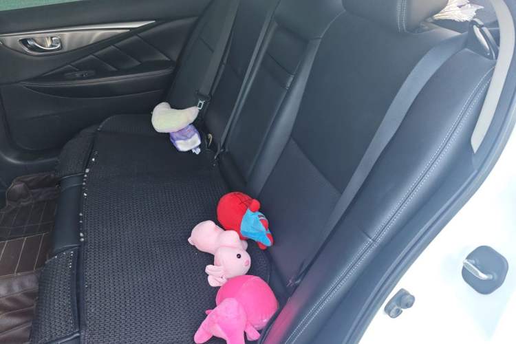 Used Infiniti Q50L 2016 2.0T Enjoyment Edition Left Rear Seat