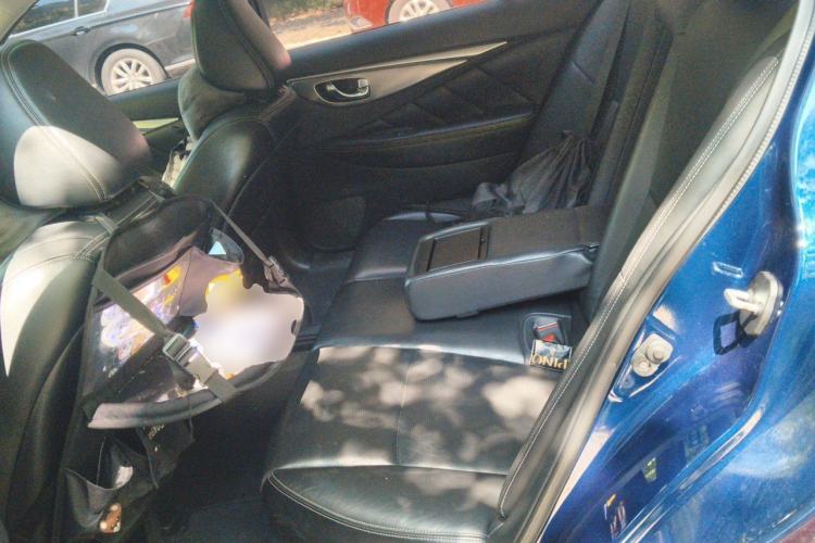 Used Infiniti Q50L 2016 2.0T Ambition Edition Left Rear Seat