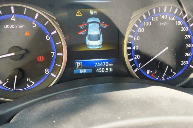 Used Infiniti Q50L 2016 2.0T Ambition Edition Odometer Close Up
