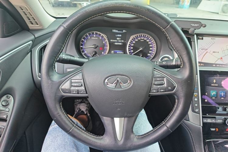 Used Infiniti Q50L 2016 2.0T Ambition Edition Steering Wheel