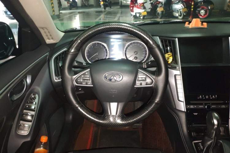 Used Infiniti Q50L 2016 2.0T Ambition Edition Steering Wheel