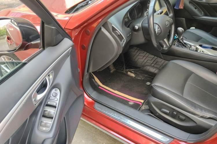 Used Infiniti Q50L 2016 2.0T Enjoyment Edition Driver Seat