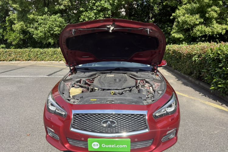 Used Infiniti Q50L 2016 2.0T Enjoyment Edition Engine Bay