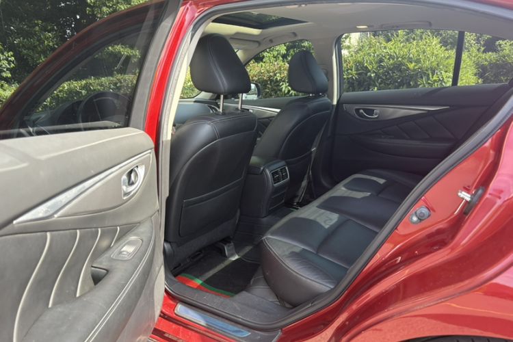 Used Infiniti Q50L 2016 2.0T Enjoyment Edition Interior 5