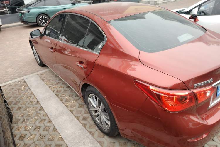 Used Infiniti Q50L 2016 2.0T Enjoyment Edition Left Side