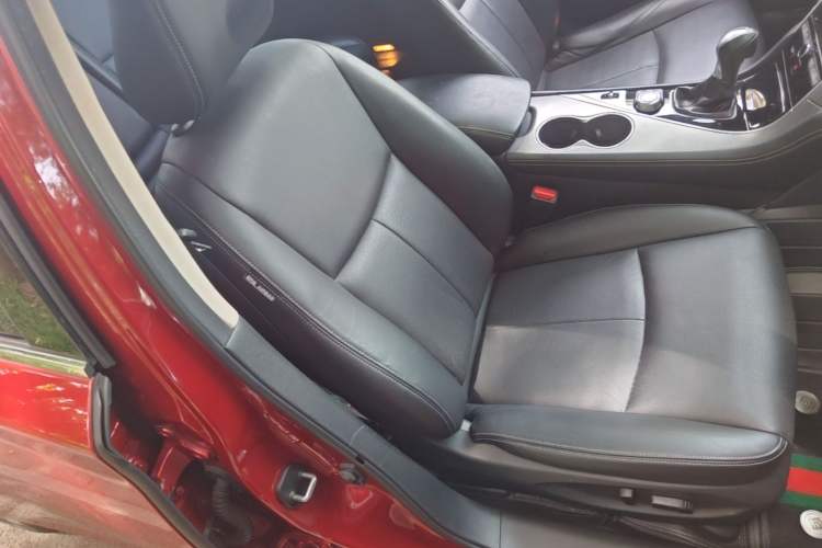Used Infiniti Q50L 2016 2.0T Enjoyment Edition Right Front Seat