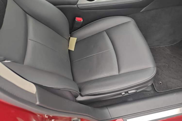 Used Infiniti Q50L 2016 2.0T Enjoyment Edition Right Front Seat