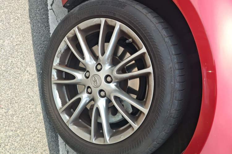 Used Infiniti Q50L 2016 2.0T Ambition Edition Right Front Wheel Hub