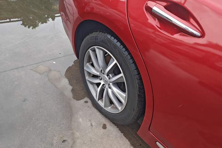 Used Infiniti Q50L 2016 2.0T Enjoyment Edition Right Rear Wheel Hub