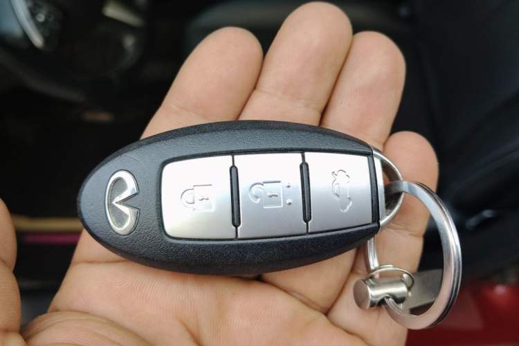 Used Infiniti Q50L 2016 2.0T Enjoyment Edition Vehicle Key