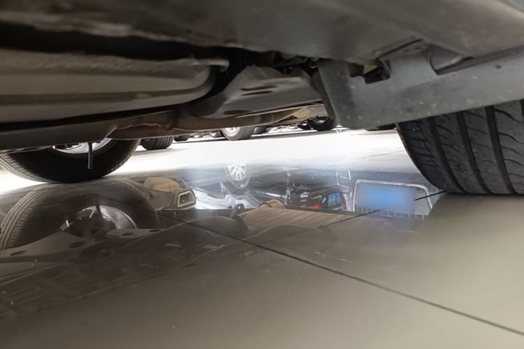 Used Infiniti Q50L 2016 2.0T Comfort Edition Chassis Rear Left