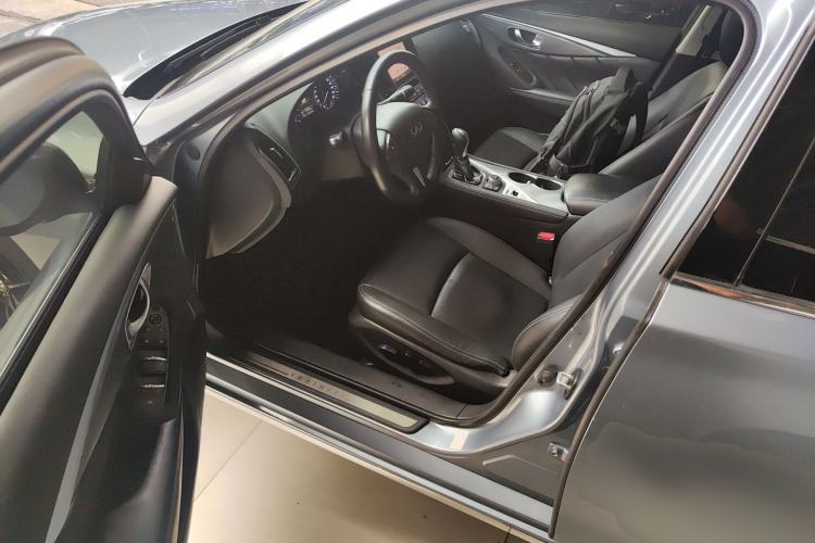 Used Infiniti Q50L 2016 2.0T Enjoyment Edition Driver Seat