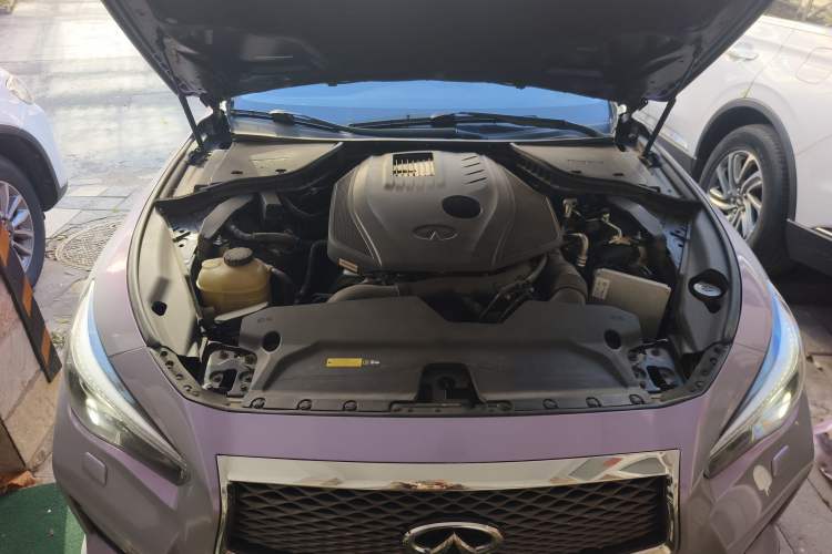 Used Infiniti Q50L 2016 2.0T Elite Sport Edition Engine Bay