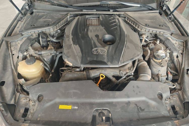Used Infiniti Q50L 2016 2.0T Ambition Edition Engine Bay