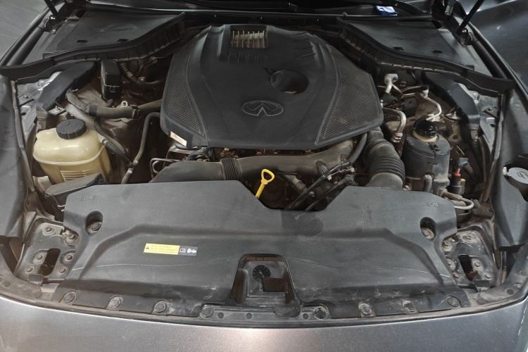 Used Infiniti Q50L 2016 2.0T Comfort Edition Engine Bay