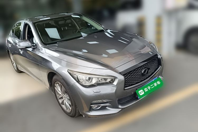 Used Infiniti Q50L 2016 2.0T Comfort Edition Front Right 45 Deg