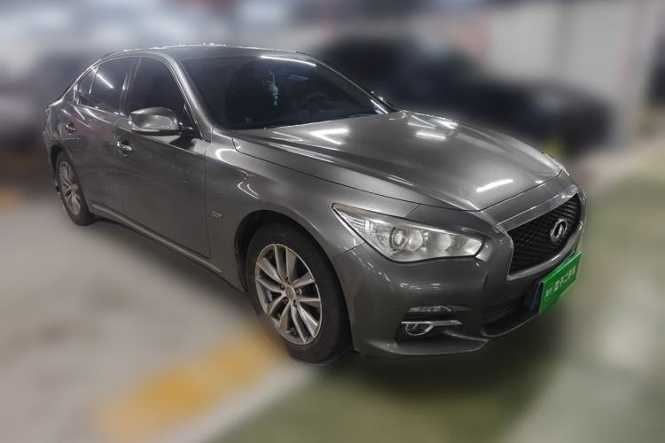Used Infiniti Q50L 2016 2.0T Comfort Edition Front Right 45 Deg