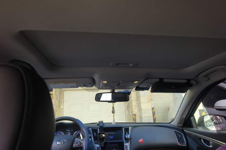 Used Infiniti Q50L 2016 2.0T Elite Sport Edition Headliner