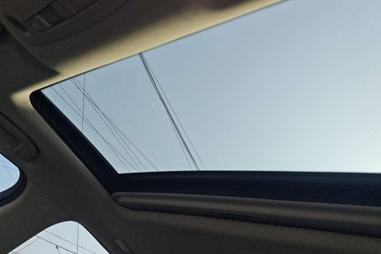 Used Infiniti Q50L 2016 2.0T Elite Sport Edition Headliner