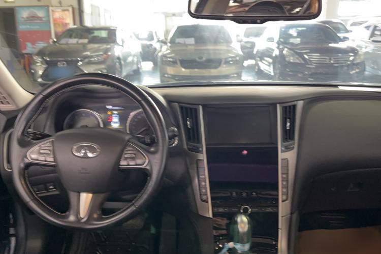 Used Infiniti Q50L 2016 2.0T Ambition Edition Interior 2