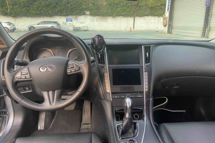 Used Infiniti Q50L 2016 2.0T Comfort Edition Interior 2