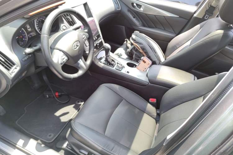 Used Infiniti Q50L 2016 2.0T Enjoyment Edition Left Front Seat