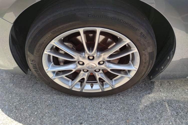 Used Infiniti Q50L 2016 2.0T Enjoyment Edition Left Front Wheel Hub