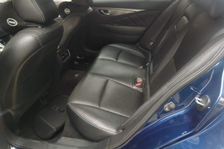 Used Infiniti Q50L 2016 2.0T Ambition Edition Left Rear Seat