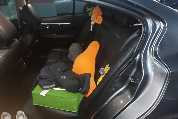 Used Infiniti Q50L 2016 2.0T Comfort Edition Left Rear Seat